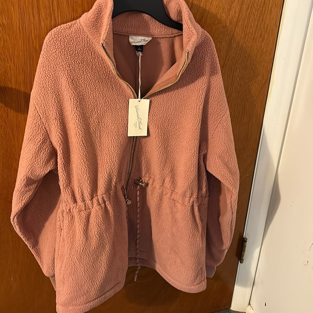 NWT universal thread size L fleece jacket burnt orange brownish color